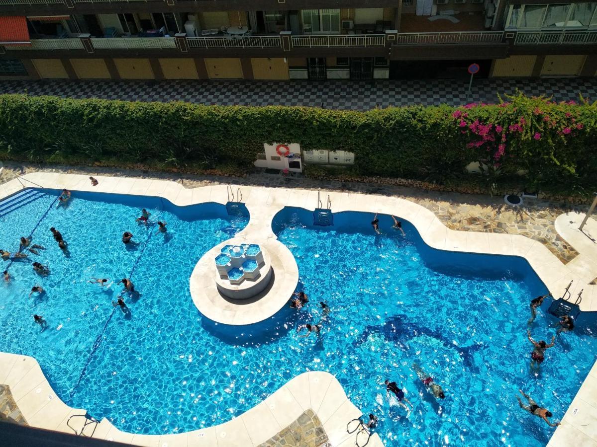 Apartamento Ronda 4 Boliches Primera Linea De Playa Fuengirola Dış mekan fotoğraf